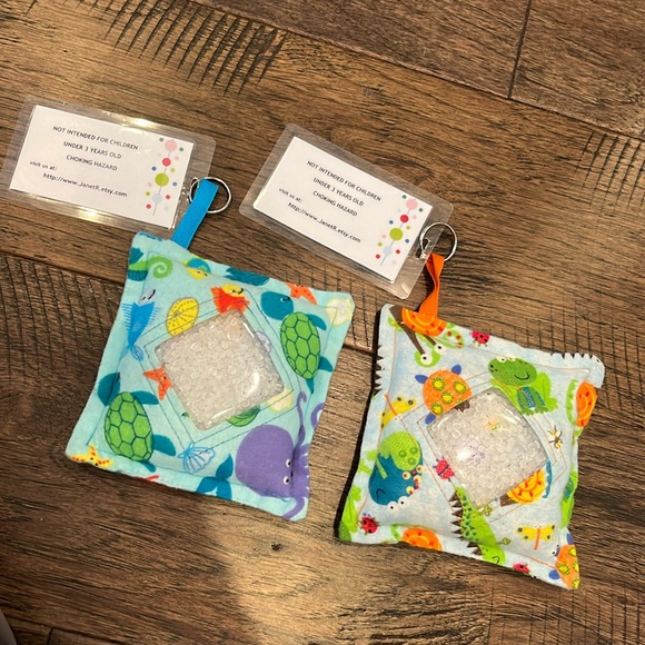 I Spy Eagle Eye game x2 travel toys - Picture 1 of 7